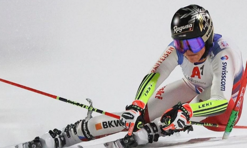 Gut-Behramiová vyhrála podruhé Světový pohár, navíc ovládla i obří slalom