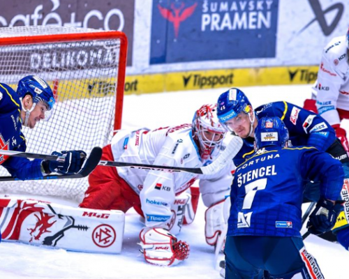 Třetím semifinalistou je Litvínov. Budějovice opět vrátily sérii do Třince
