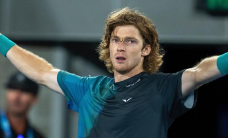 Rublev uspěl s odvoláním. Po diskvalifikaci další trest nepřijde