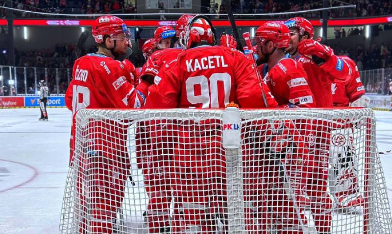 Finále Tipsport extraligy odstartovalo, první zápas pro Třinec