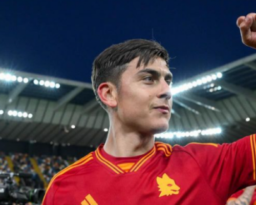 Deset střídání jednoho týmu v utkání Serie A? Při dohrávce římských Vlků realita