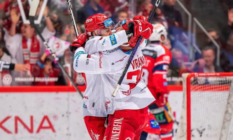 Absolutní senzace dokonána! Třinec v sedmém utkání udolal Pardubice a má pátý titul v řadě