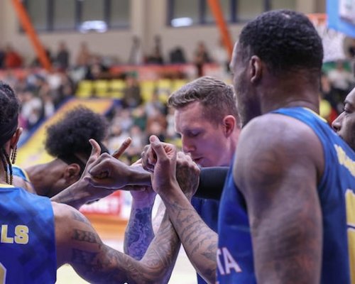 Divácká návštěvnost v Národní basketbalové lize roste. Opava i Děčín drží nastavenou laťku, obrovský skok zaznamenalo Ústí