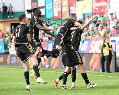 Fotbalisté Sparty si poradili s Ostravou a dělí je krůček od titulu