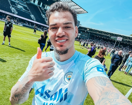 Emoce v klíčovém utkání o titul přímo stříkaly. Na lavičce se předvedli Bentancur i Ederson