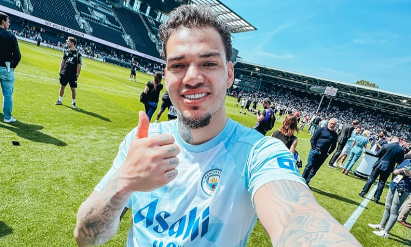 Emoce v klíčovém utkání o titul přímo stříkaly. Na lavičce se předvedli Bentancur i Ederson