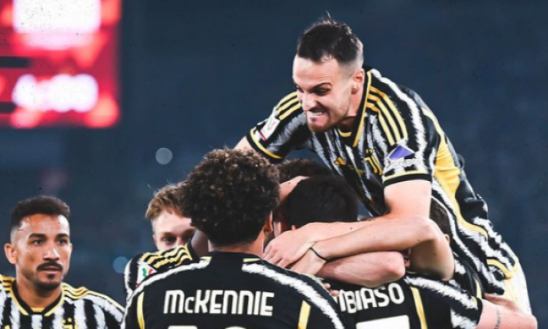 Po dvouleté pauze se Juventus opět dočkal. Díky Vlahovičovi získal Coppa Italia