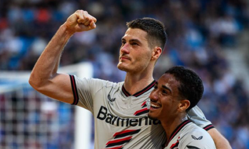 Schick dvěma góly řídil výhru Bayeru v poháru, Kovář vychytal čisté konto