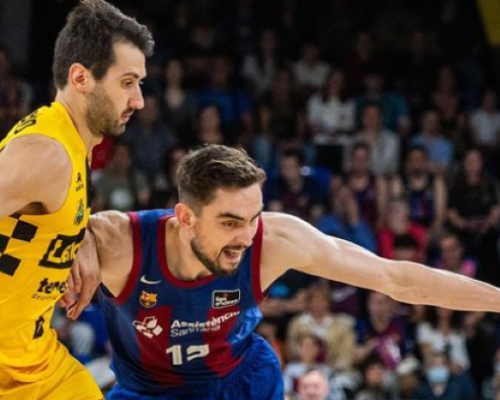 Barcelona první utkání play-off zvládla, čeští hráči přispěli čtrnácti body