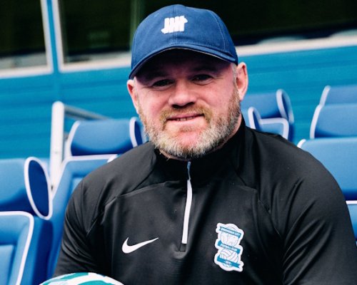 Žádné slitování. Všechny bych je prodal! Všechny kromě jednoho, spustil Rooney na adresu kádru milovaných ďáblů
