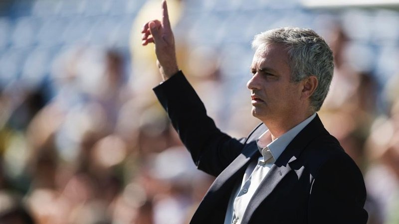 Real Madrid po Konatém míří na druhou posilu. Mourinho chce posílit pravý kraj obrany