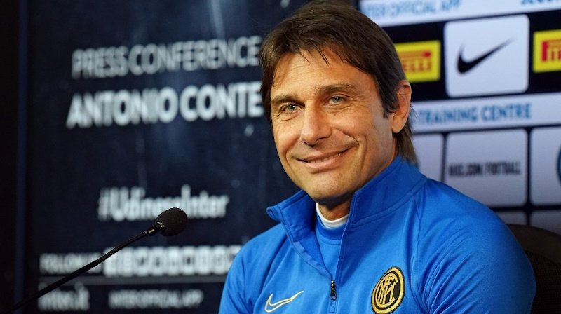Neapol má nový obranný trojlístek. Vrátí ji Conte na vrchol?