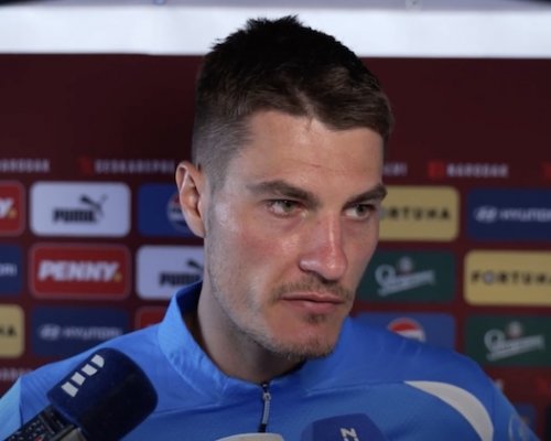 Co je s Schickem? Je to hra na schovávanou, mají jasno v Německu