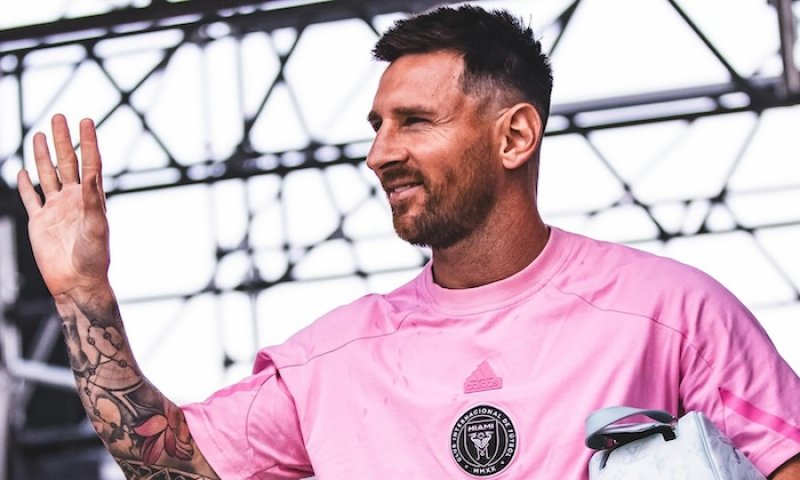 Messi neproměnil penaltu a Inter prohrál. Lidé si rádi přišli rýpnout