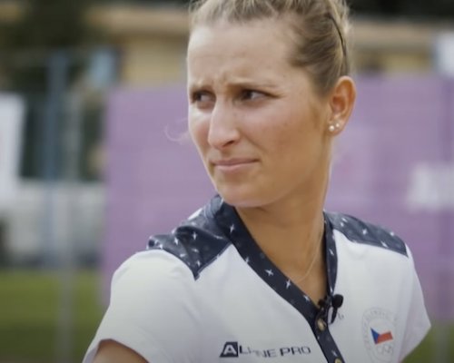 „Proč jsi tam jela?“ Vondroušová vrací úder fanouškům, kteří nevidí dál než na displej