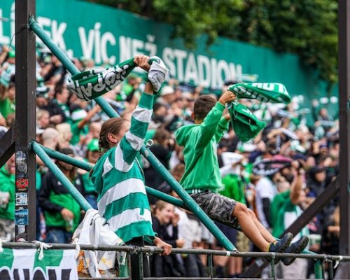 Co se dělo na Bohemce? Oni ty penalty snad hledali schválně, hlesl trenér