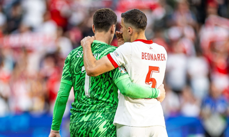 Lewandowski na lavičce a Polsko v slzách. Osud týmu Michala Probierze je zpečetěn