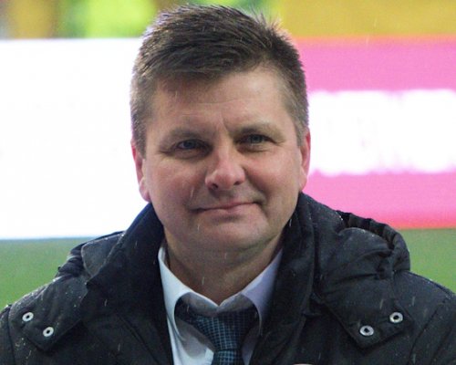 Zásadní problém je, že nevychováváme mladé hráče, pak ztrácíme krok, všímá si Uhrin