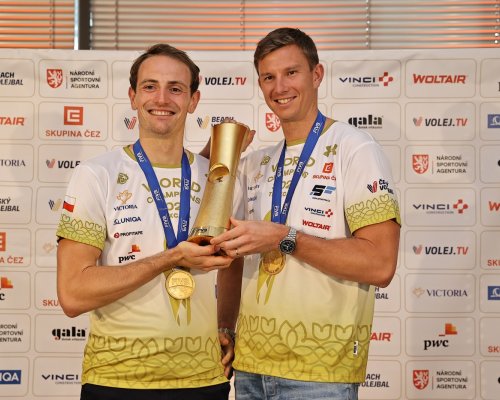 Perišič se Schweinerem zakončili úvodní den Pro Tour Elita porážkou