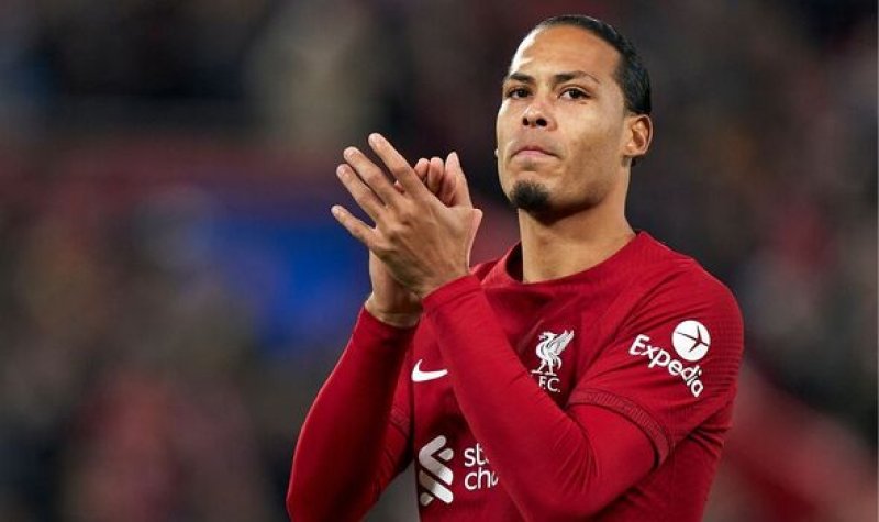 Van Dijk před nejasnou budoucností: Jednání probíhají, ale co bude dál, uvidíme