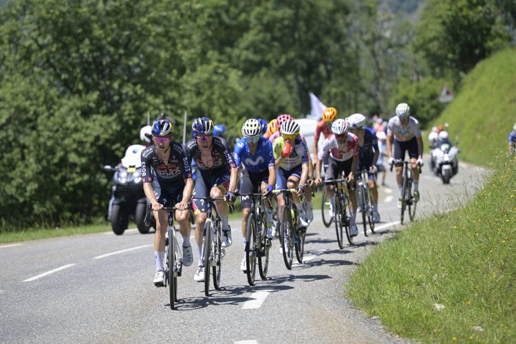Povinné roušky na Tour de France. Opatření proti šíření nemoci