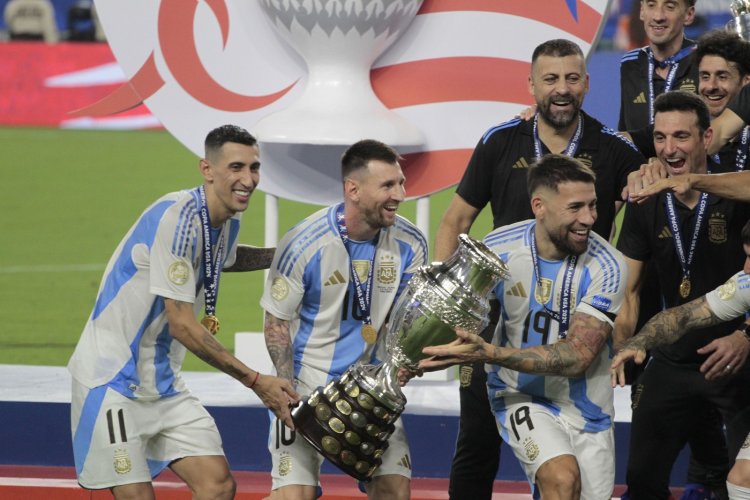 Messi s Argentinou obhájil titul na Copa America. Třetí skončila Uruguay
