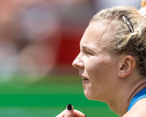 Čtyři ztráty servisu jsou moc. Siniaková nestačila na 74. hráčku žebříčku a potvrdila, že na ni neumí