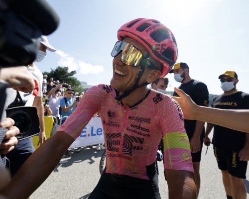 17. etapu Tour de France ovládl ekvádorský cyklista Carapaz. Žlutý dres poveze i nadále Pogačar