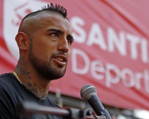 Vidal ukázal na 10 nejlepších klubů současnosti. Real první, United poslední. Arsenal nikde