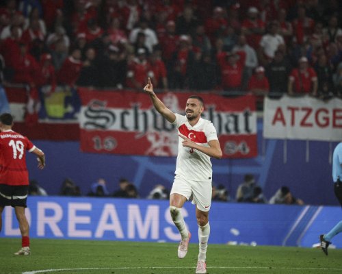 Zbláznil se?! UEFA vyšetřuje Turka kvůli extremistickému pozdravu