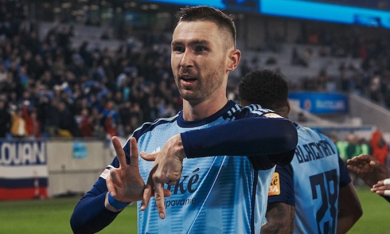 Velký návrat do ligy? Zbrojovka dotahuje přestup bývalé hvězdy pražské Slavie
