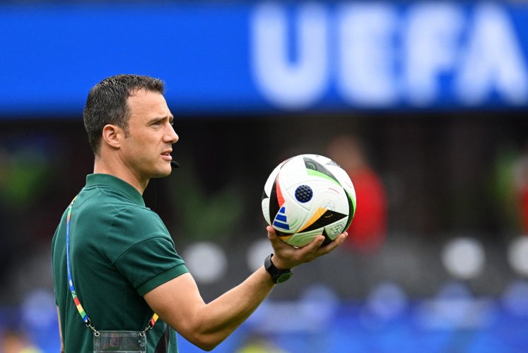 Rýsuje se skandál? Semifinále EURO odpíská zkorumpovaný rozhodčí