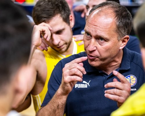 Čechům se na evropské scéně nedařilo. Jak si naši zástupci vedli, jaká je jejich situace ve skupině a jaké byly ohlasy trenérů?