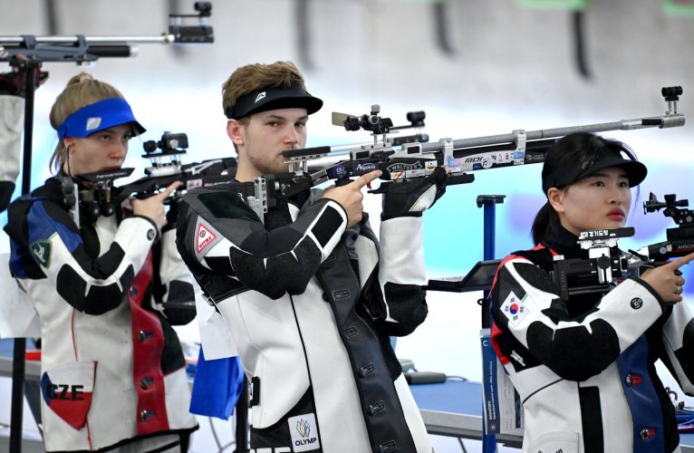 Naděje na první cenný kov pro Česko vyhasly. Jiří Přívratský obsadil nepopulární 4. místo ve střelbě
