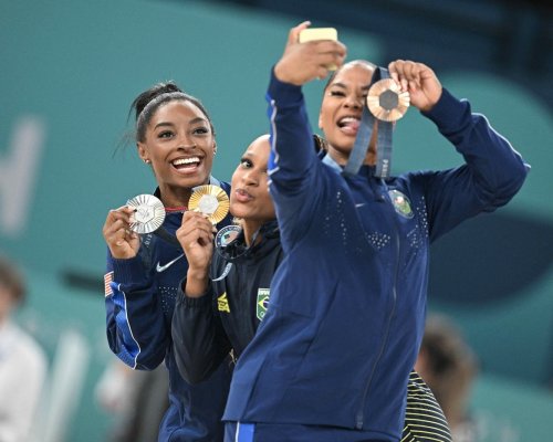 Komplikace na konec Her. Gymnastka musí vrátit svůj bronz