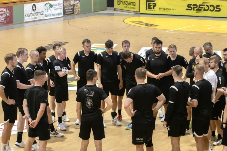 Karvinští sahali po zlatu. Zubří zůstává nadále bez výhry