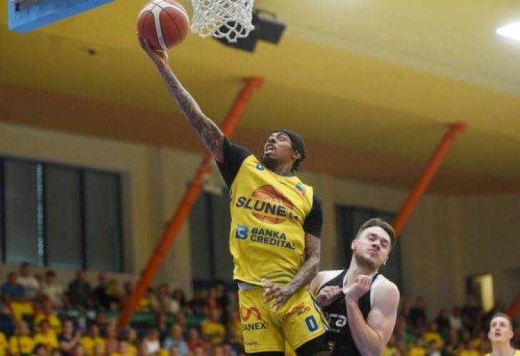 Ústí nad Labem už má náhradu za svou odcházející hvězdu. Nicholse nahradí o dva roky mladší Kanaďan