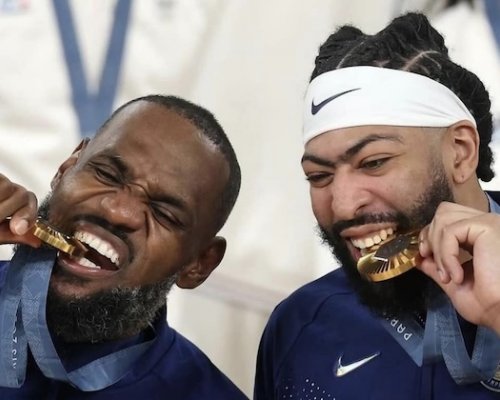 Nedokážu si představit, že bych hrál v roce 2028 v Los Angeles, přiznává LeBron. Jaké země veřejně pochválil?