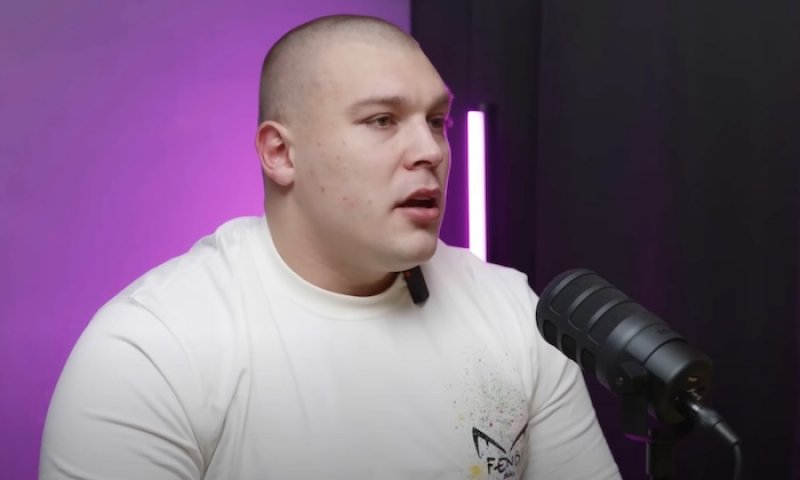 Od drsných řečí až za mříže. Boxer Fajk chtěl lidem šlapat na hlavy, teď je ve vězení kvůli ublížení na zdraví