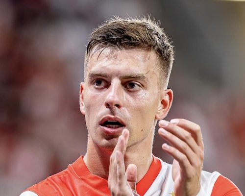 Žádné Lille, nýbrž Crvena Zvezda Bělehrad! Tomič vyměnil Slavii za šampiona norské Eliteserien