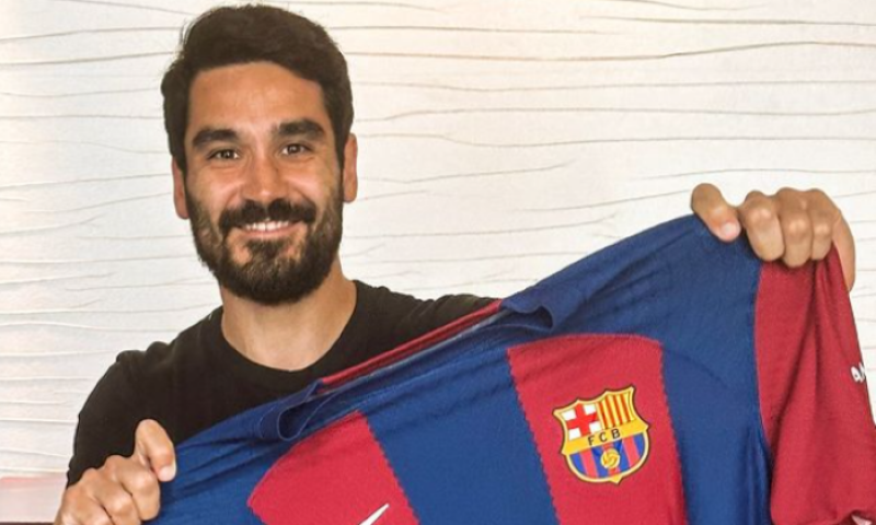Spolupráce s krajanem nevyjde. Barcelona pustí Gündogana, následně se sejde s vedením ligy