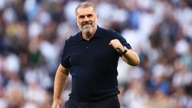 Ve druhé sezoně jsem zvyklý vyhrávat trofeje, říká boss Tottenhamu. Musí však zlomit 16 let trvající prokletí