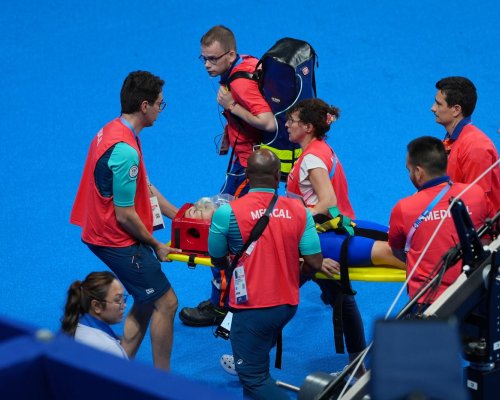 Šílené scény na olympiádě. Slovenská plavkyně po závodě zkolabovala