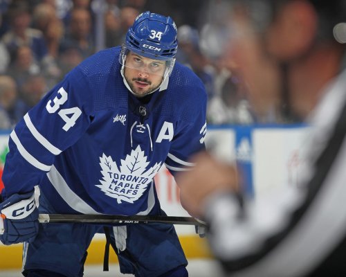 Auston Matthews se umístil mezi třemi nejlepšími centry NHL