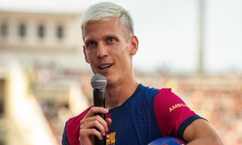 Registrace Olma proběhla a debutovat může už za pár minut. Barcelona ale využila zvláštní skulinky