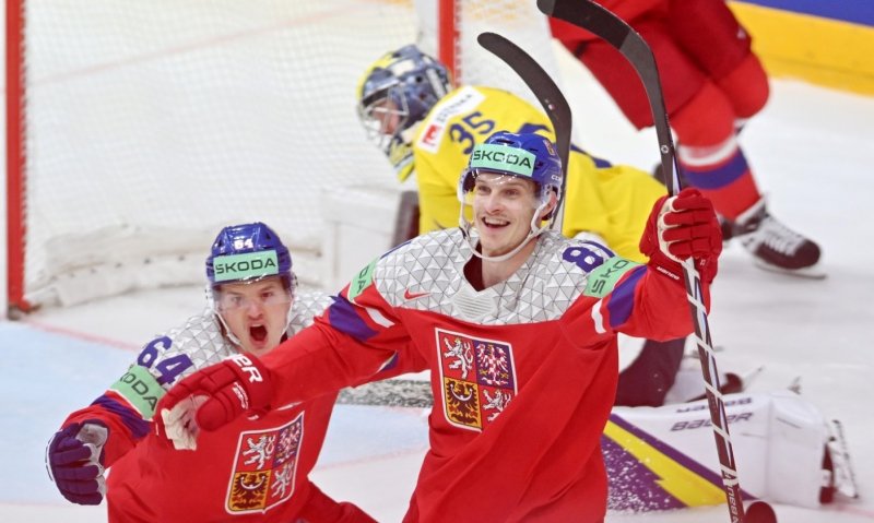 Kubalík se stěhuje do Zugu. Nejlépe placený hráč v historii ligy, ale s NHL stále na dosah