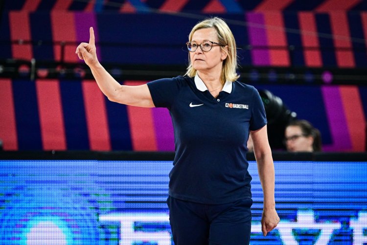 Je to tam! České basketbalistky si zahrají o MS. Cenné zkušenosti a odměna pro hráčky, řekla trenérka Ptáčková