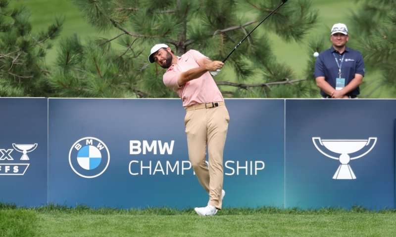První přímá bitva mezi PGA Tour a LIV Golf. V Las Vegas se střetnou největší hvězdy