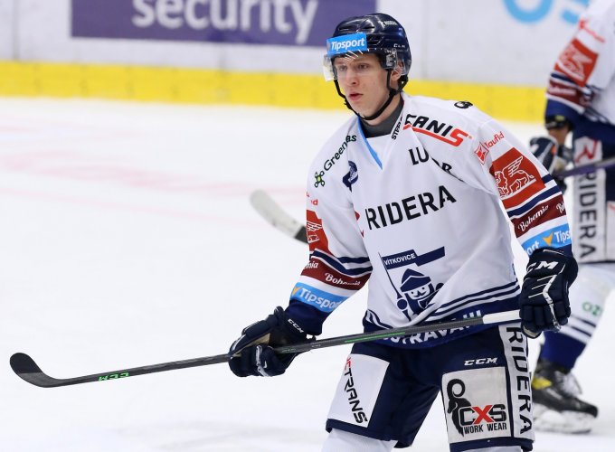 Musíme se zlepšit, prohlásil Přibyl po prohře s Olomoucí. Talentovaný útočník vyhlíží místo v sestavě pro extraligu