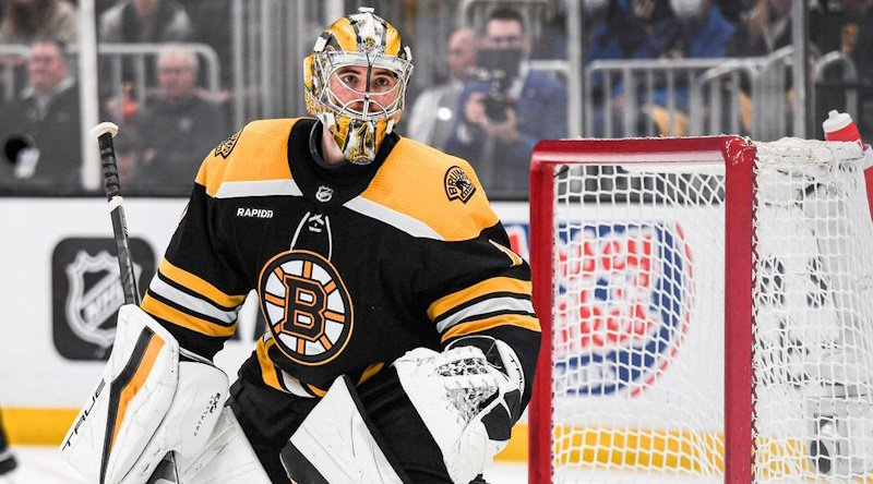 Napjatá situace v Bostonu. Gólman Swayman chce rekordní plat. Klub váhá